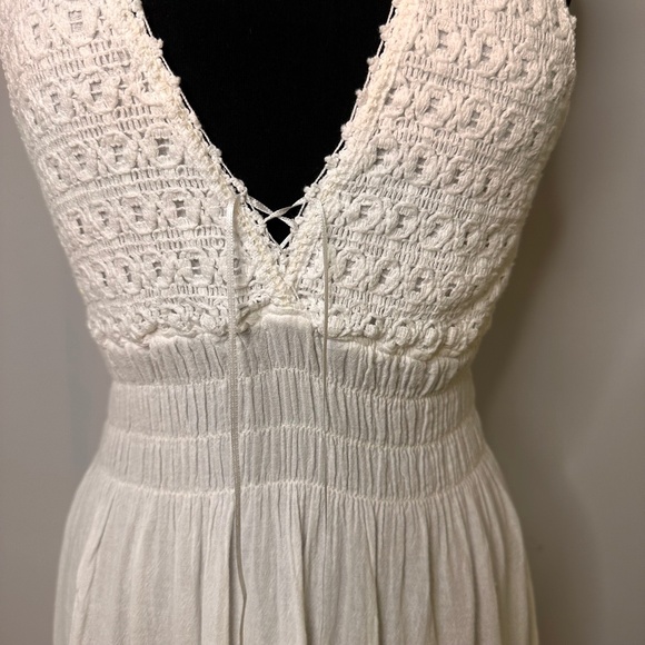 SEASPICE COTTON WHITE HALTER DRESS - Picture 3 of 6